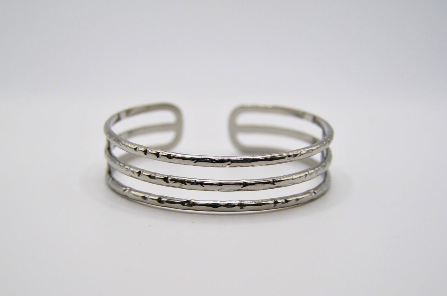 cuff bracelet, stainless steel, silver color, andaazs
