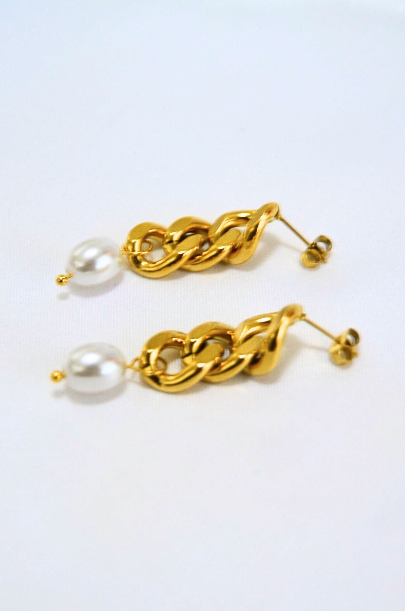 pearl drop earrings, gold plated drop earrings, andaazs
