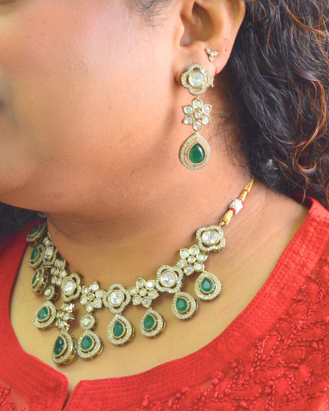 Kavya Kundan Zircona Necklace Set Green
