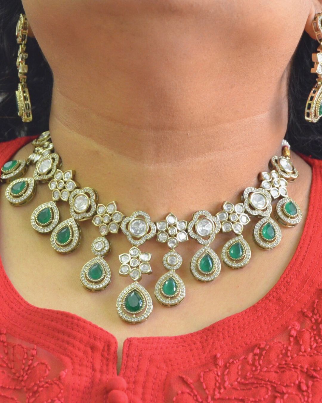 Kavya Kundan Zircona Necklace Set Green