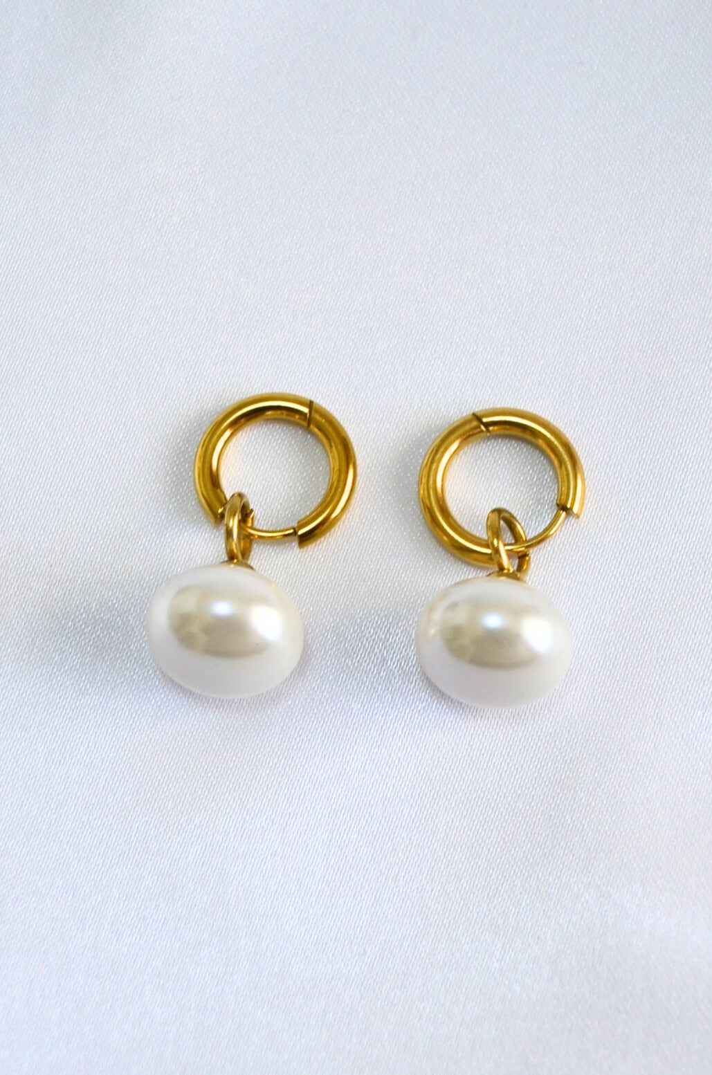 pearl drop earrings, gold plated earrings, andaazs