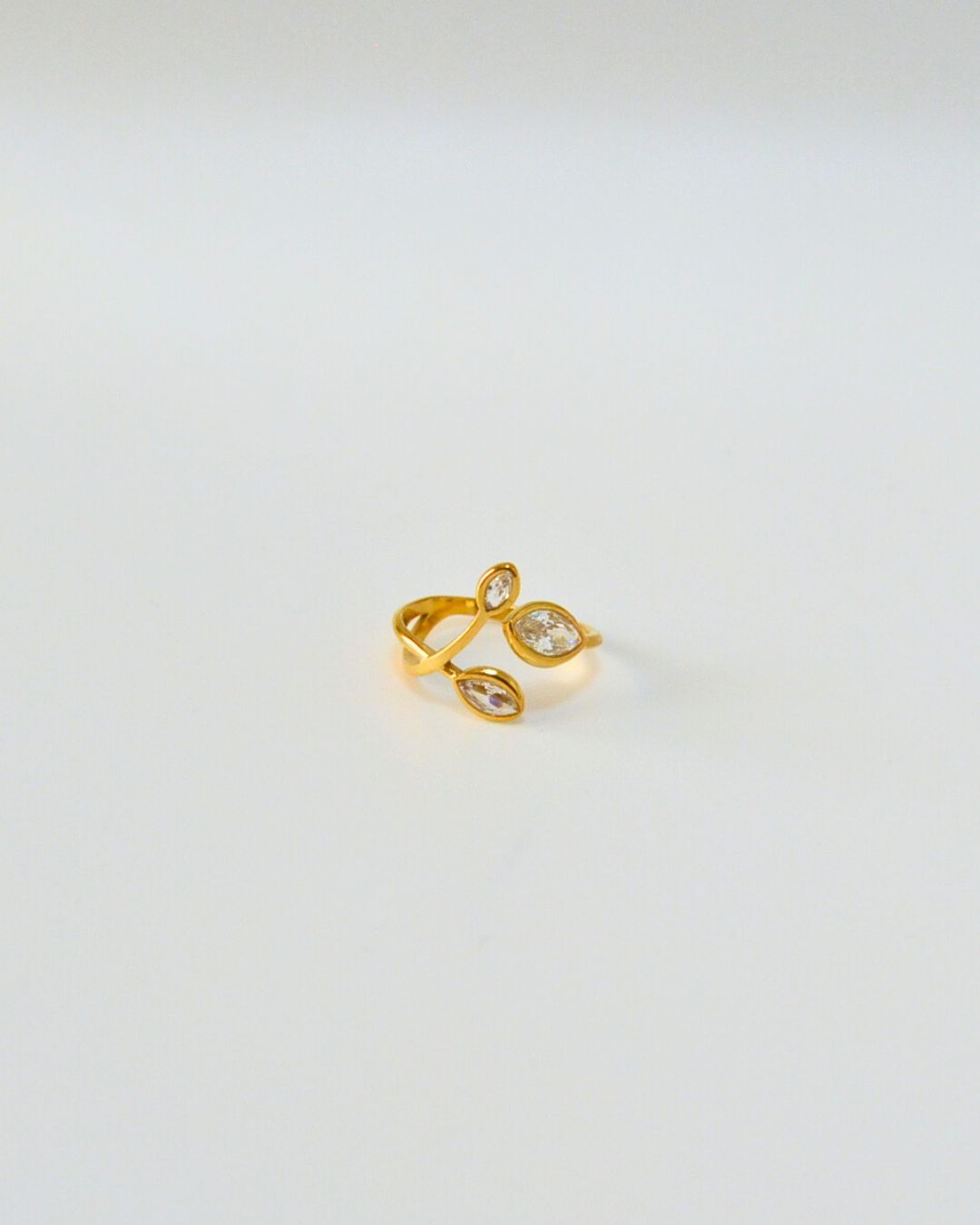 Lustre Leaf Ring (adjustable)