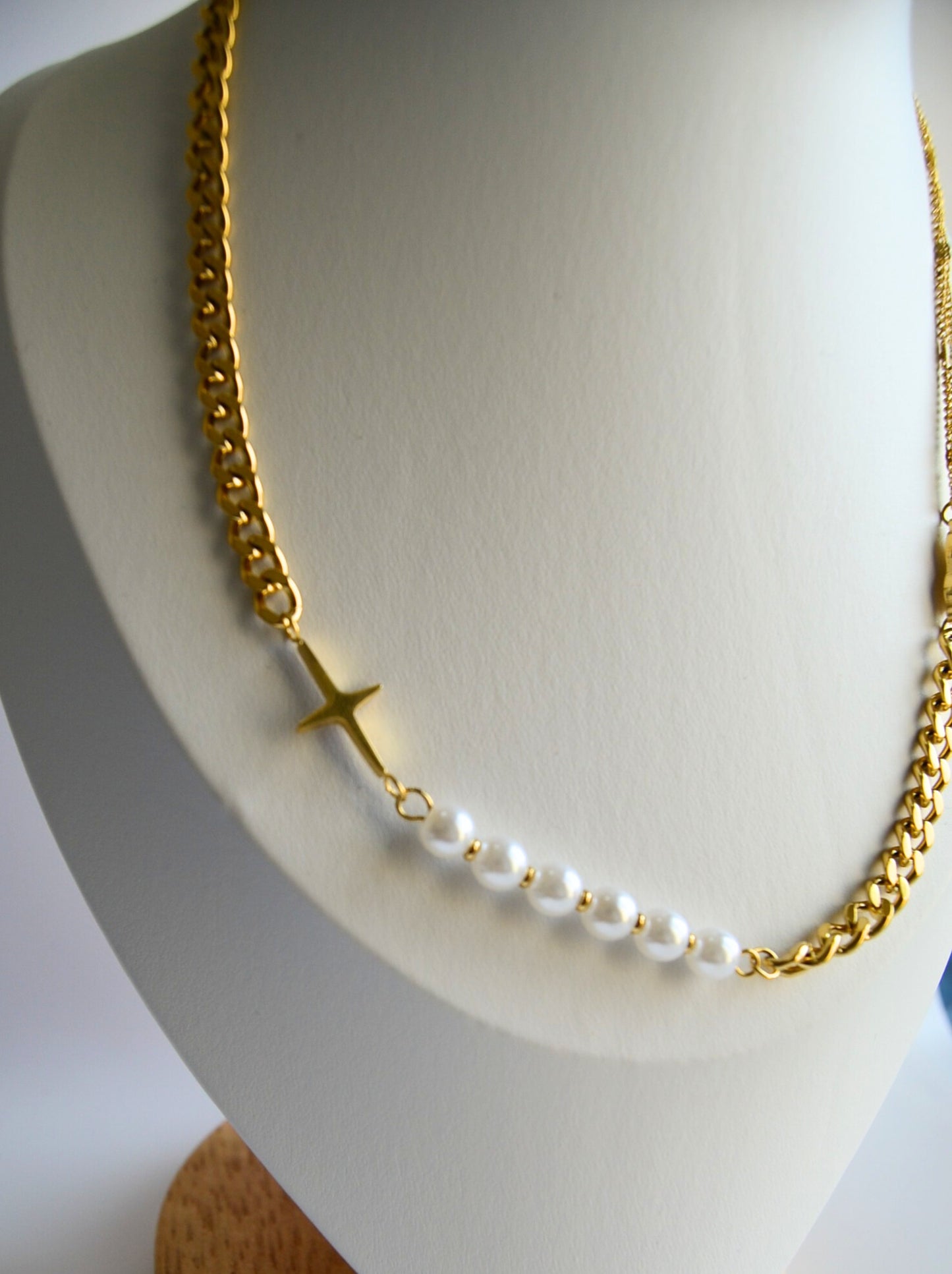 gold plated pearl necklace, andaazs
