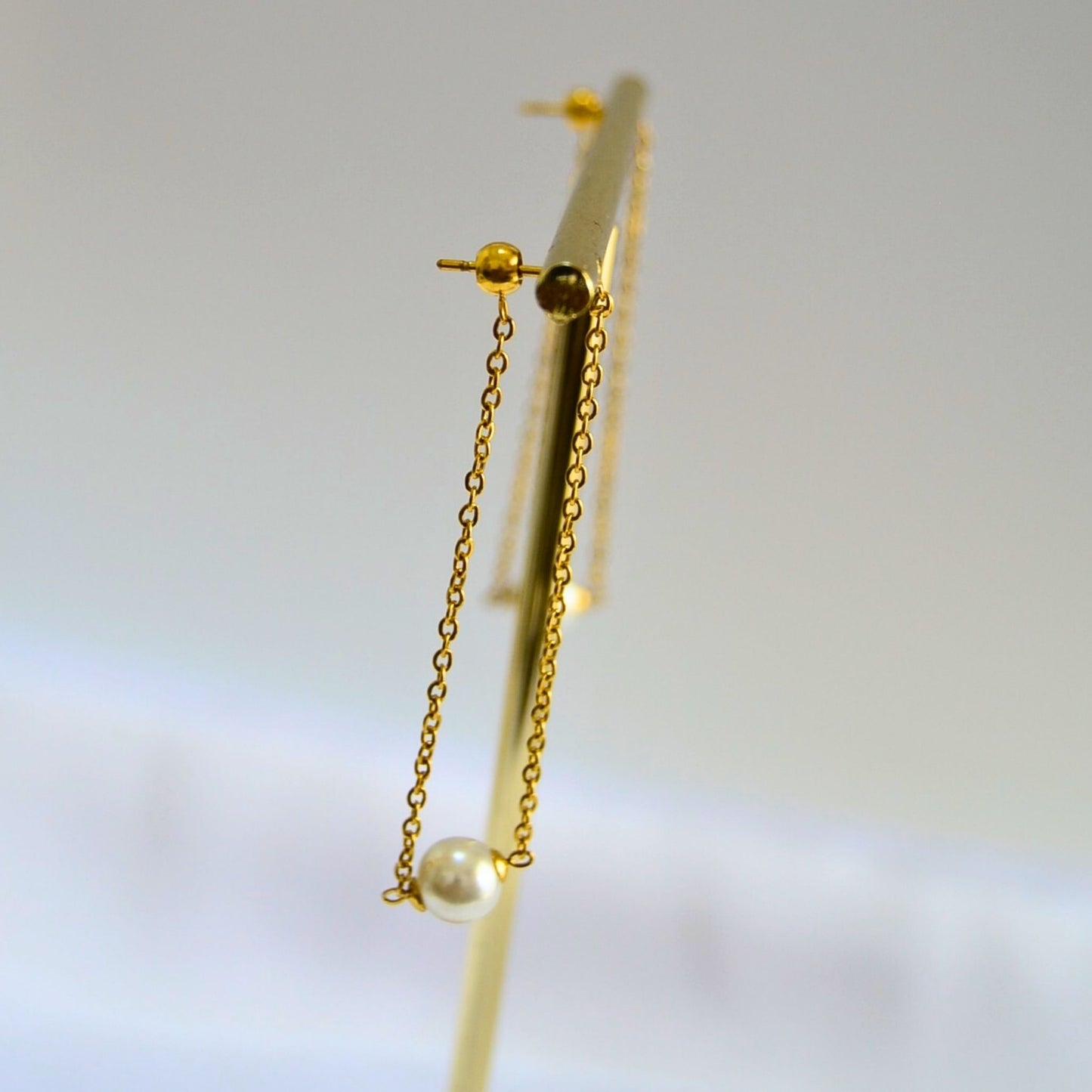 Threader earring | andaazs