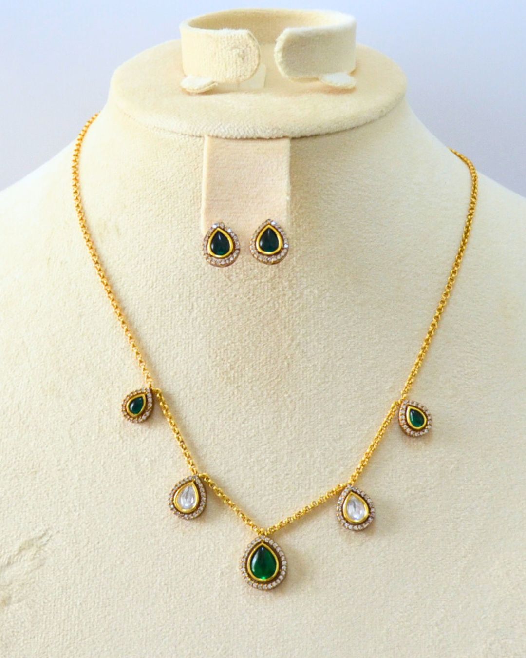 Ruhani Kundan Necklace Set (available in red-green & green-white)