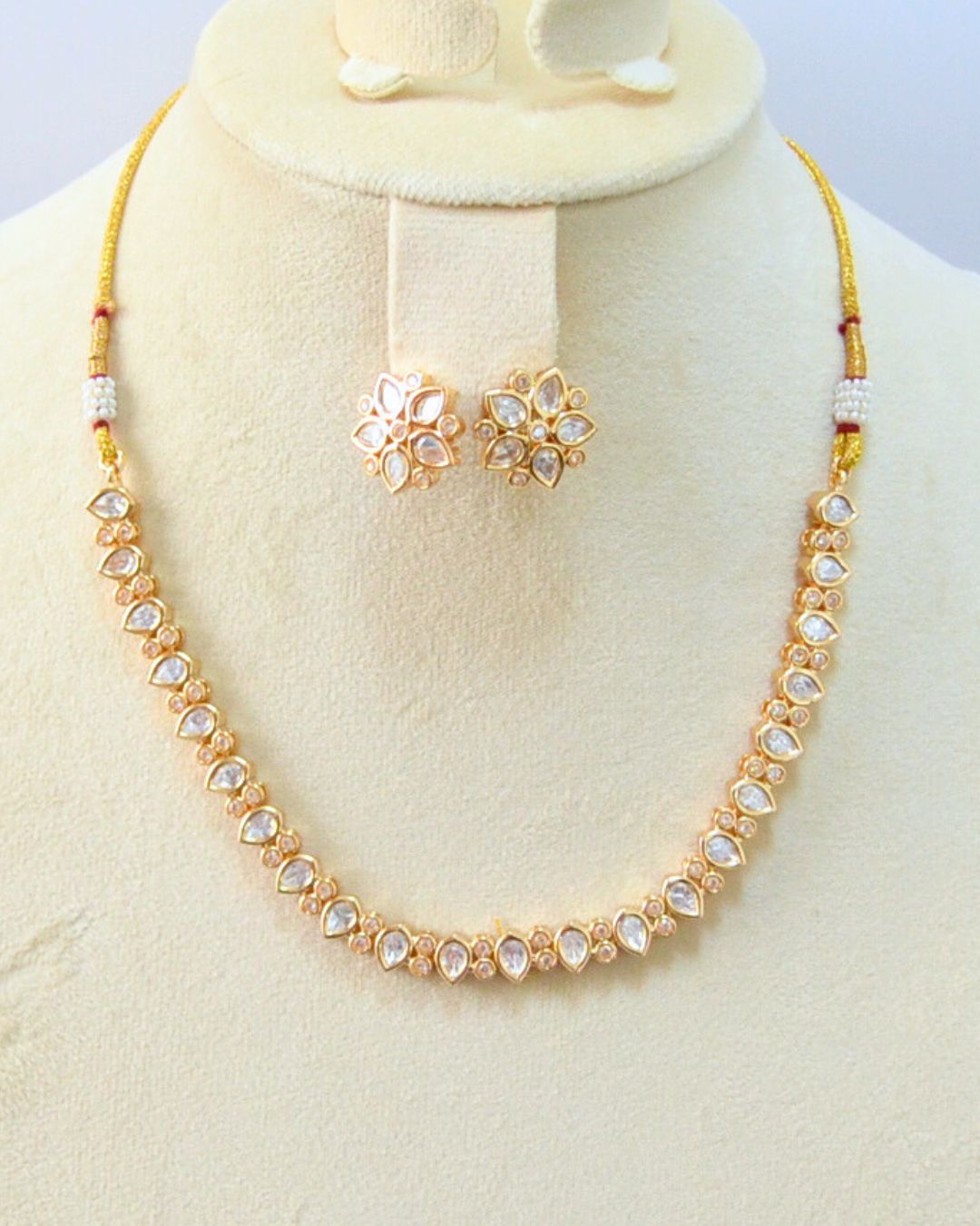 Taran Kundan Necklace Set