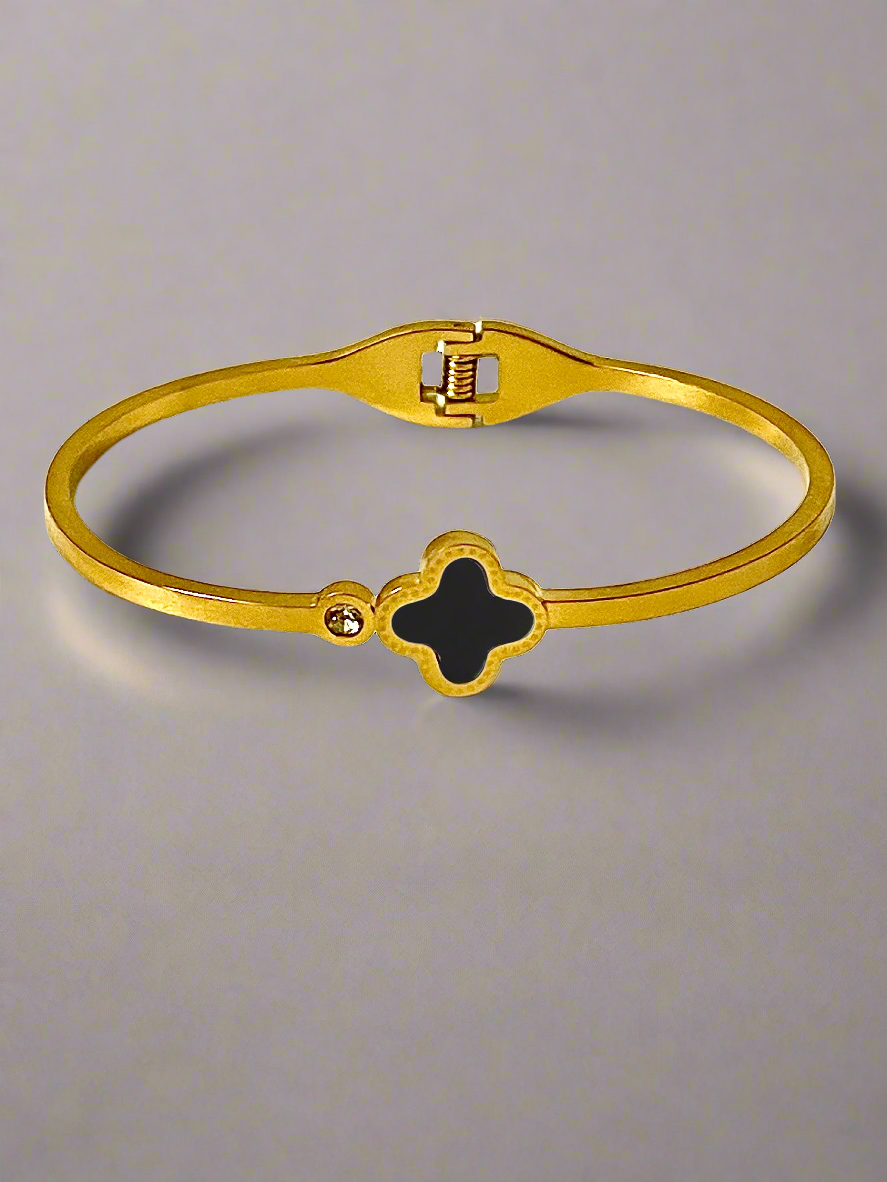 Floral Essence Black Floral Bracelet