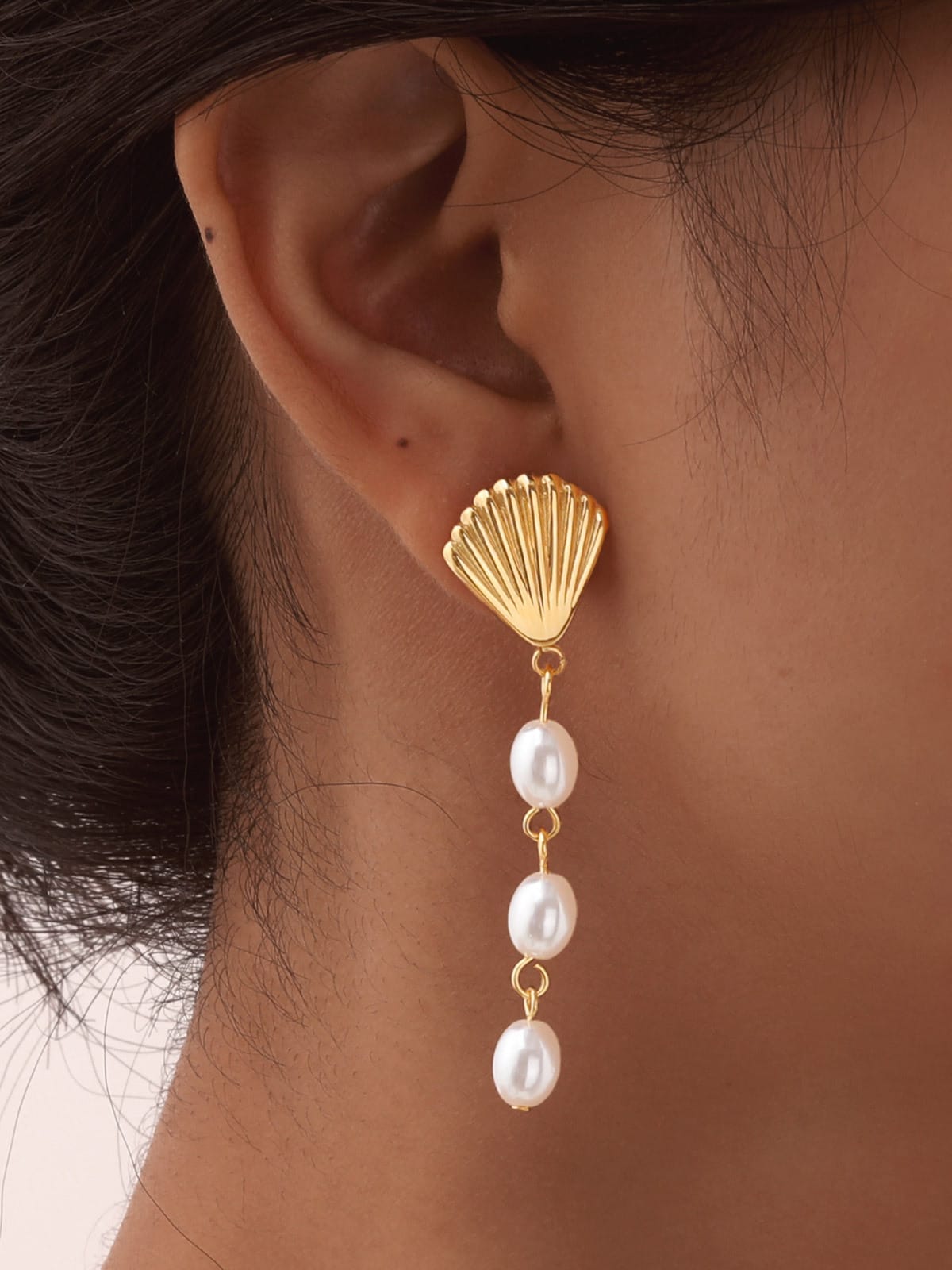 Aura Pearl Shell Drop Earrings