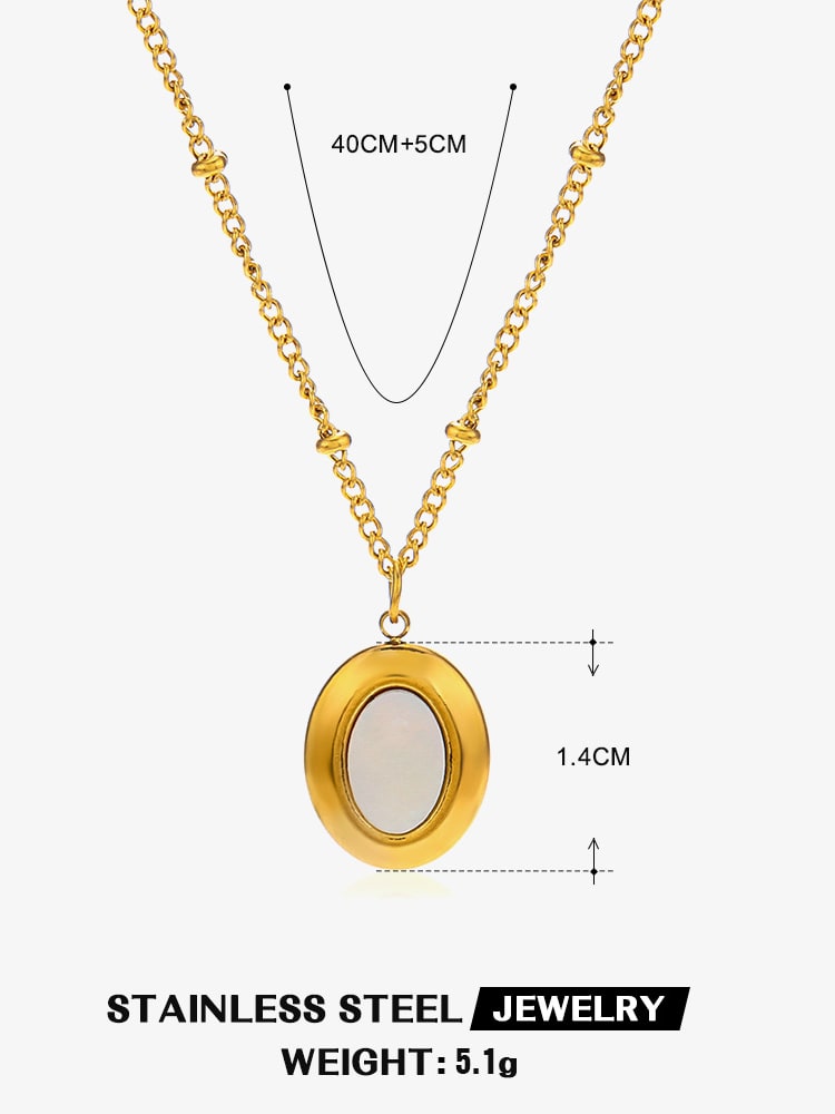 Raya Pendant Necklace