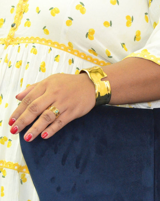 Elis Cuff Bracelet (Gold)