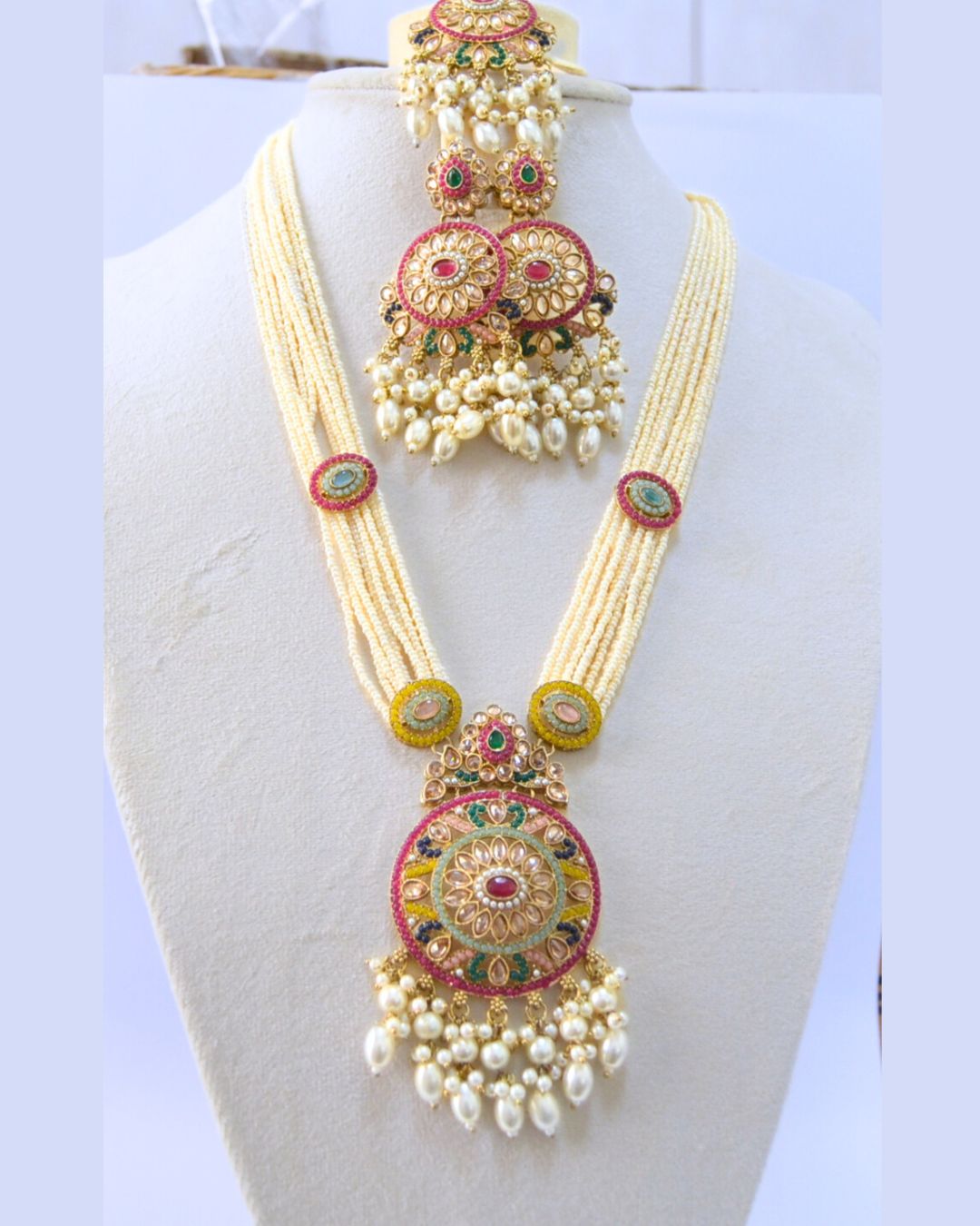 Malika Pearl Pendant Set Multicolor