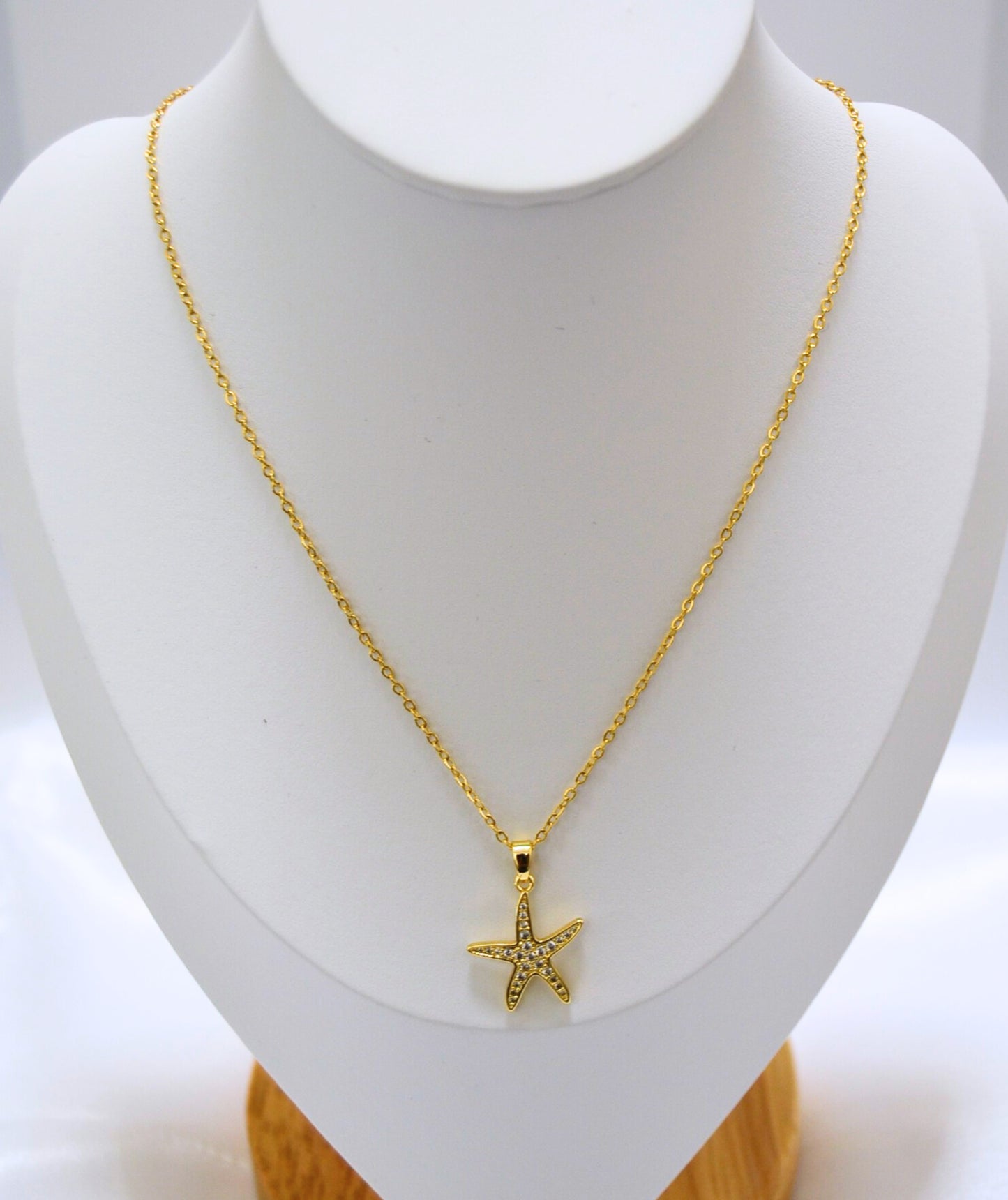 Starlight Gold Star Pendant Necklace