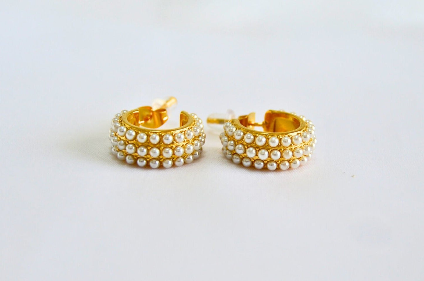 Aura Pearl Geometric Huggie Earrings