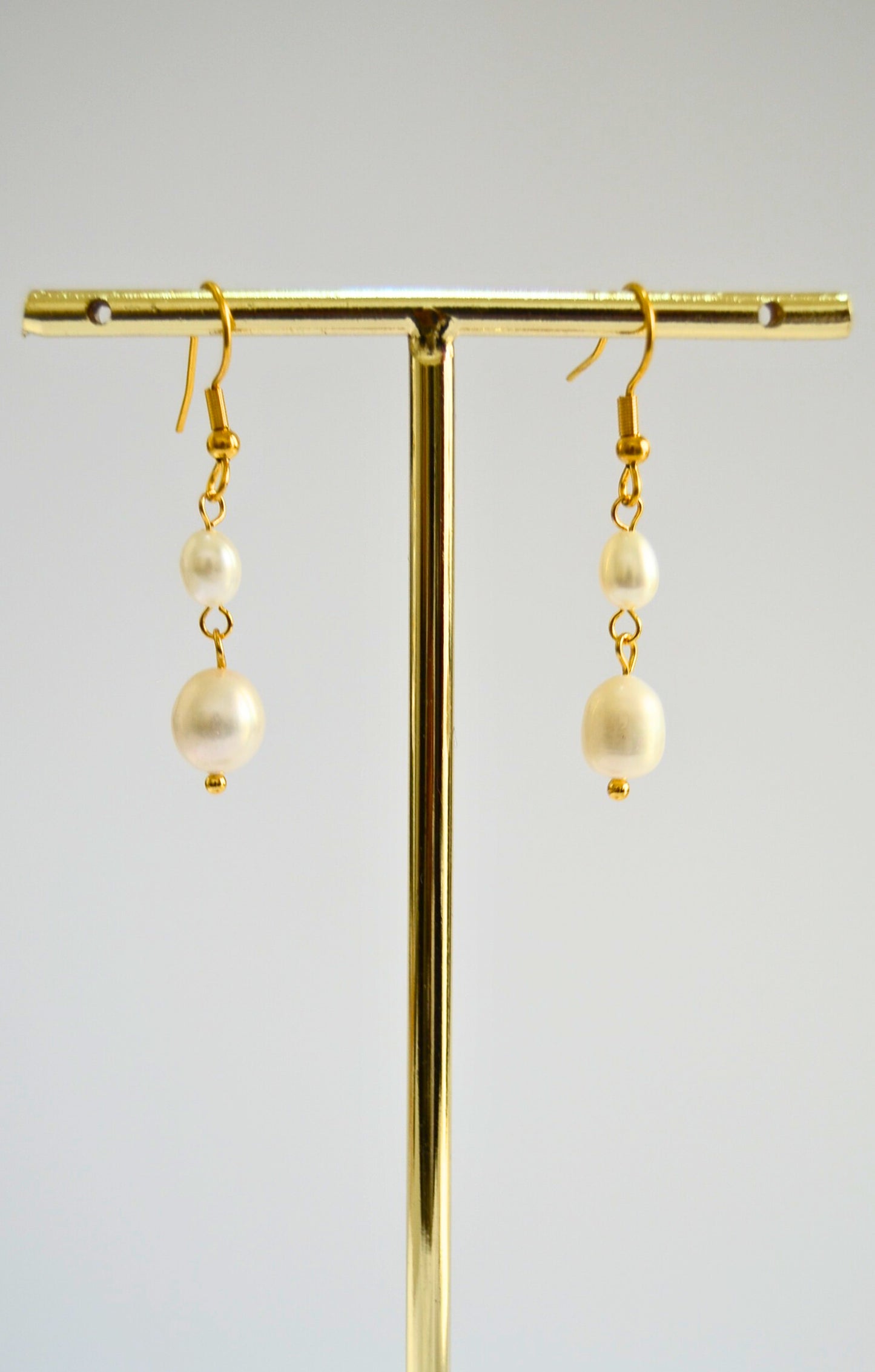 Aura Pearl Drop Earrings