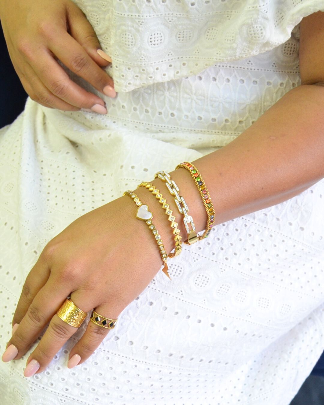 Elegance ZigZag Bangle