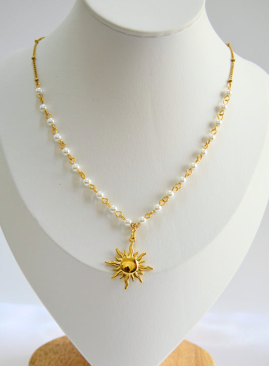 Aura Pearl Necklace with Sun Pendant