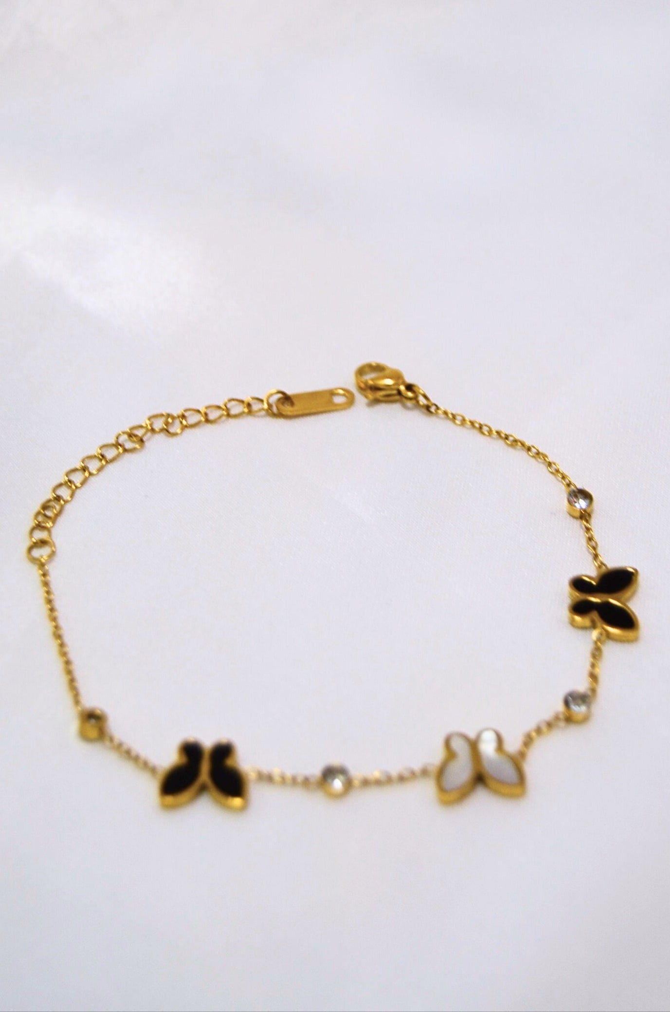 Elegance Butterfly Linked Minimalist Bracelet