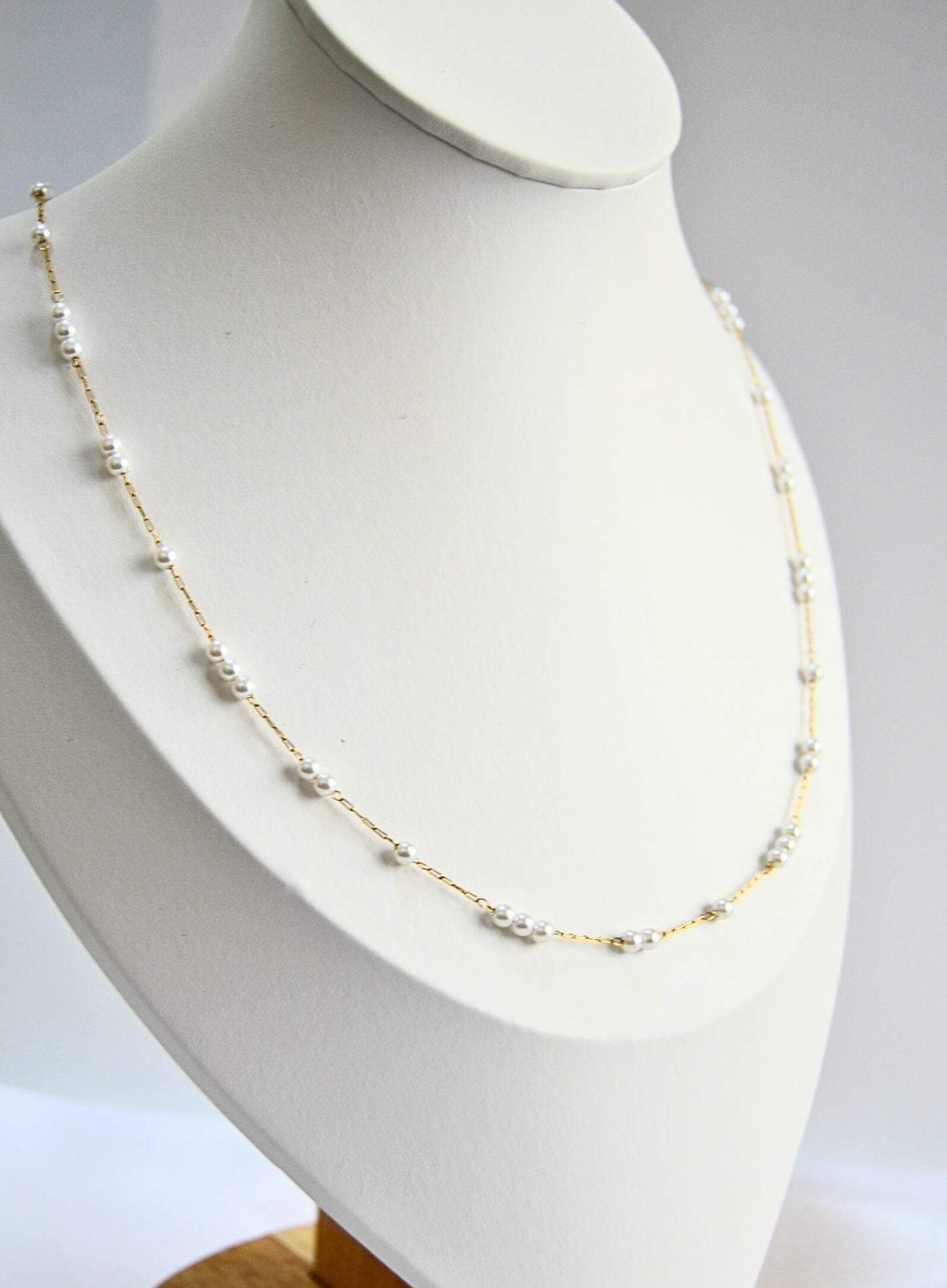 Mystic Pearl Single Strand Necklace