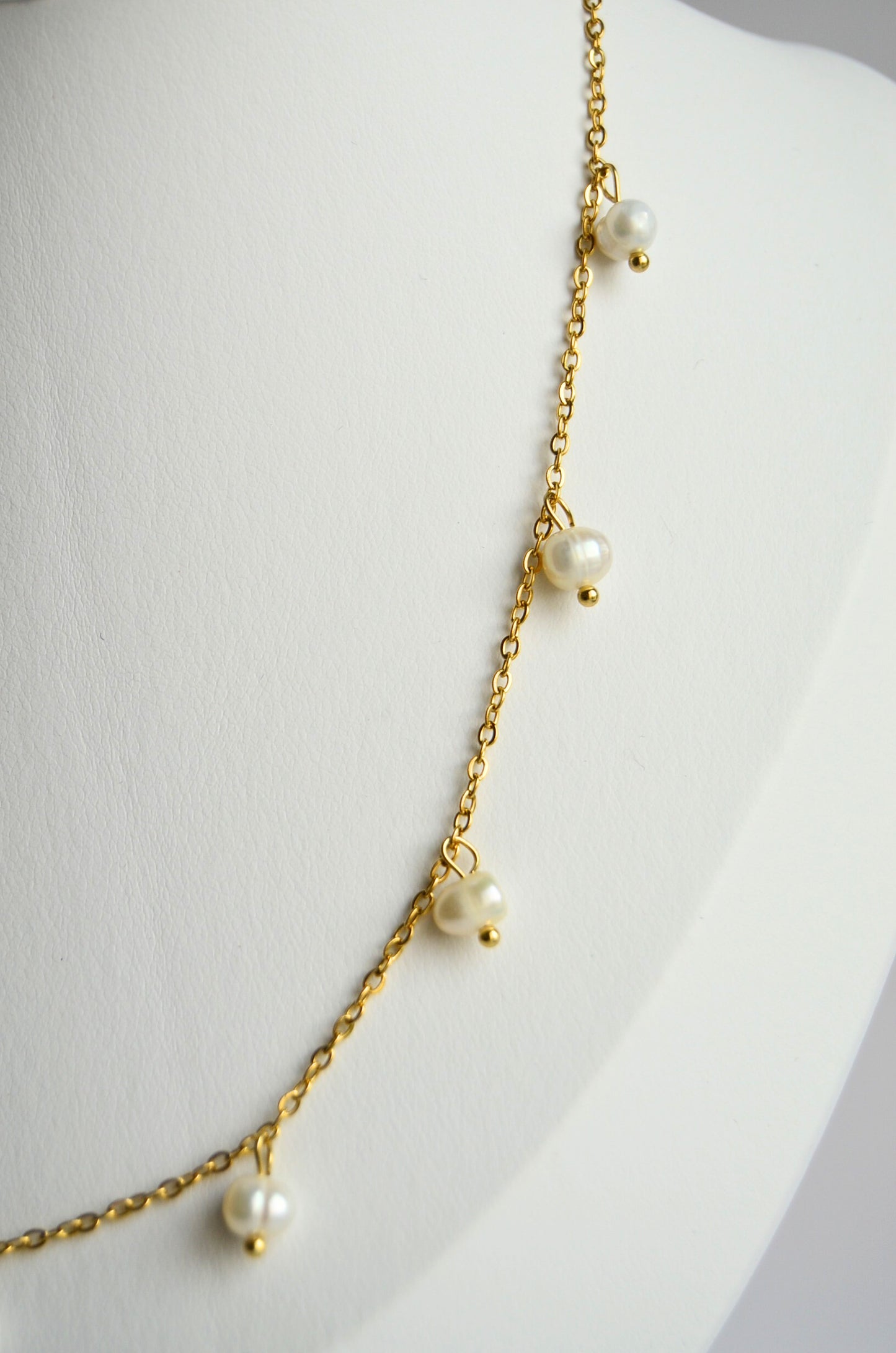 Aura Pearl Chain Necklace