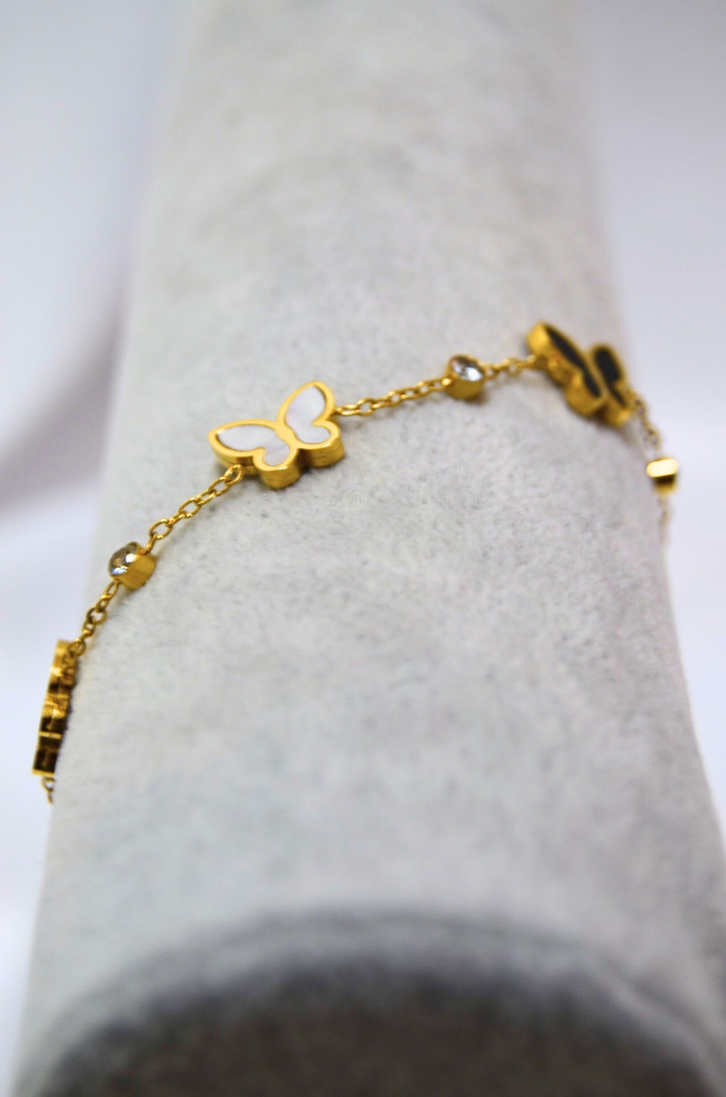 Elegance Butterfly Linked Minimalist Bracelet