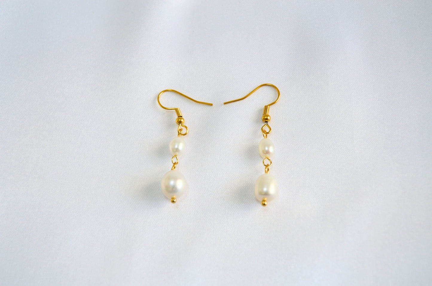 Aura Pearl Drop Earrings