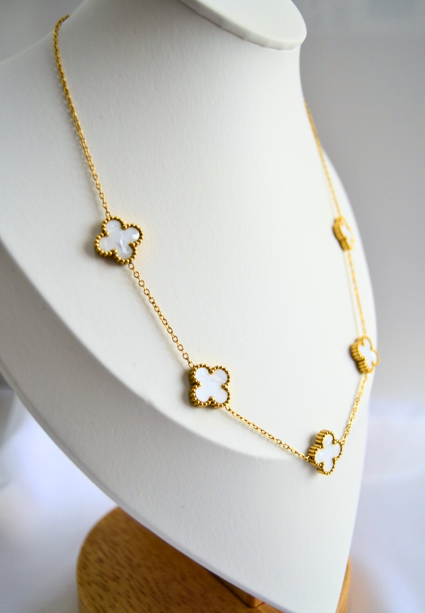 Floral Essence Clover style Necklace