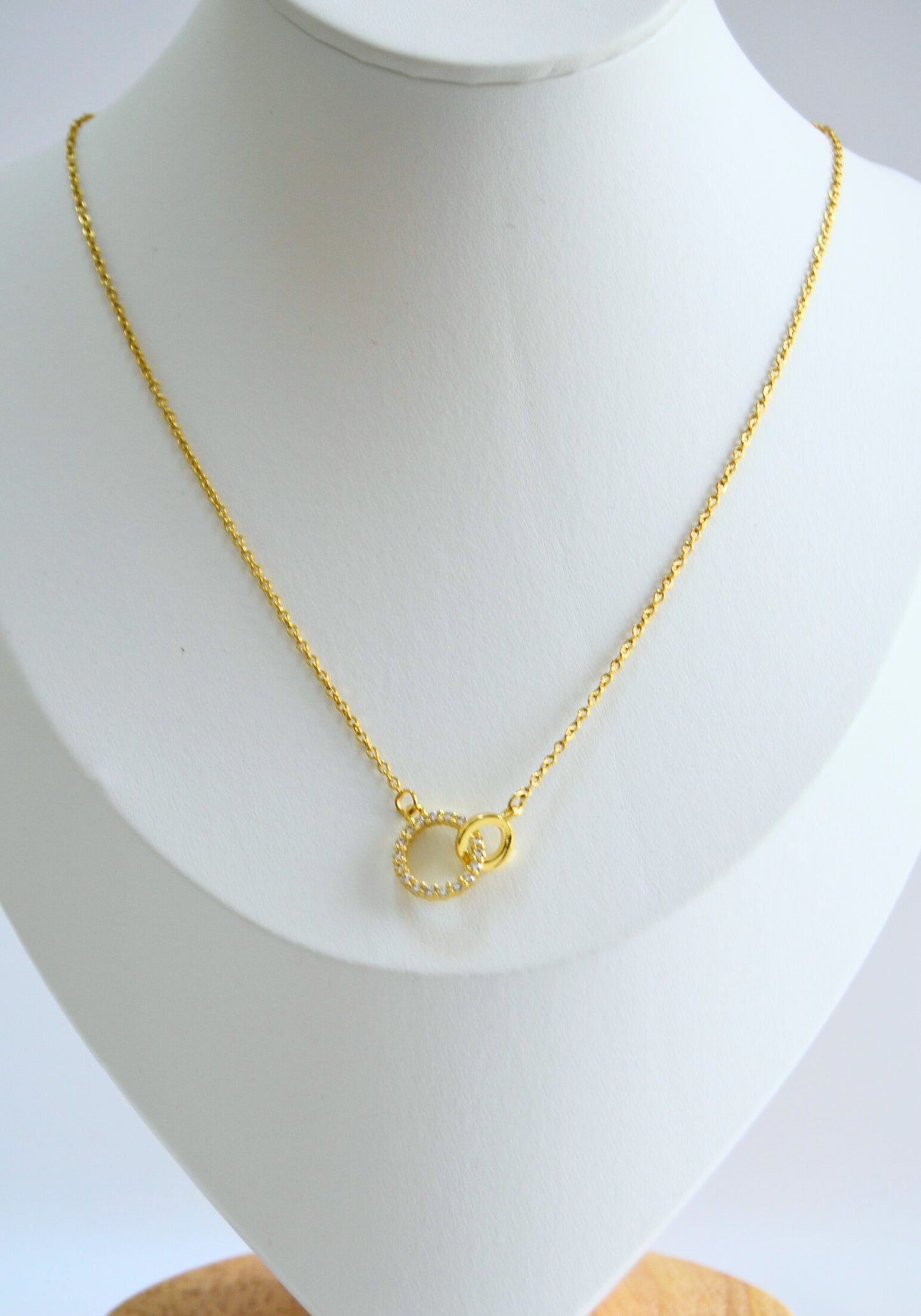 Starlight Gold Intertwined Pendant Necklace